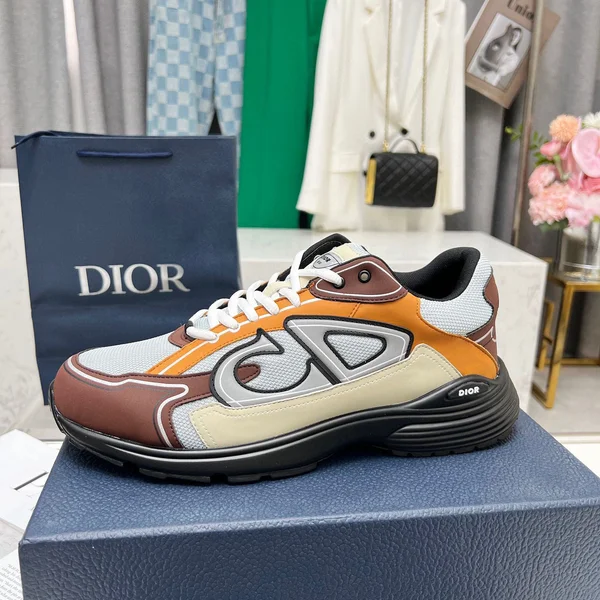 ディオール靴コピー、diorシューズ 偽物N級品通販