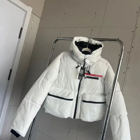 PRADA プラダ ダウンジャケット 激安偽物 - スーパーコピー おすすめ