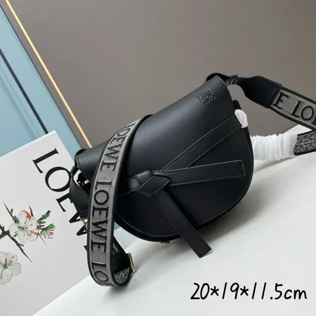 ロエベ 偽物バッグ LOEWE 女性鞄 スーパーコピー 激安通販 高品質