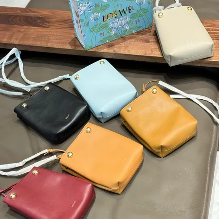 ロエベ LOEWE ハンドバッグ 激安 ブランド ポーチ 偽物通販