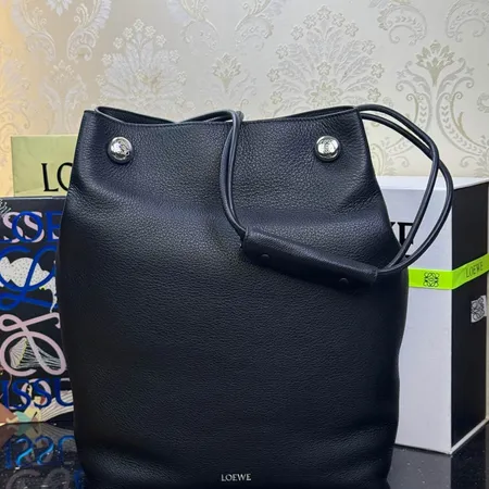 ロエベ偽物 バッグ LOEWE ポーチ スーパーコピー 激安通販 高品質