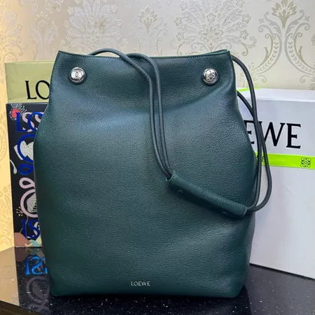 ロエベ偽物 バッグ LOEWE ポーチ スーパーコピー 激安通販 高品質