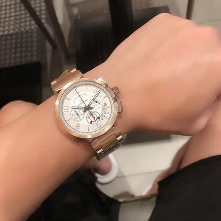 ルイヴィトン 機械式時計 偽物 ブランド 時計 メンズ N級品通販 スーパーコピー