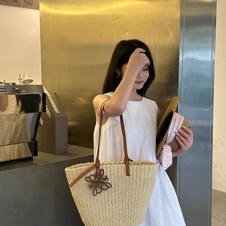 ロエベ LOEWE ハンドバッグ 激安 夏におすすめ