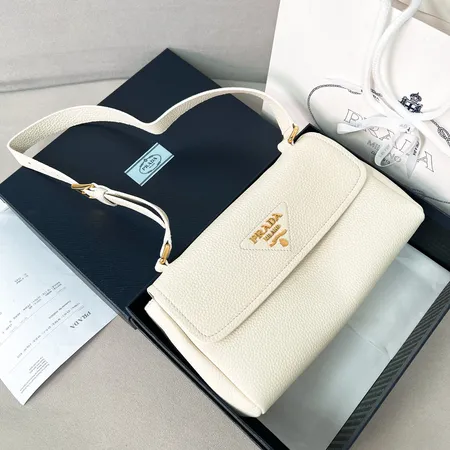 プラダ ハンドバッグ 肩に斜め PRADA鞄 カバン スーパーコピー通販