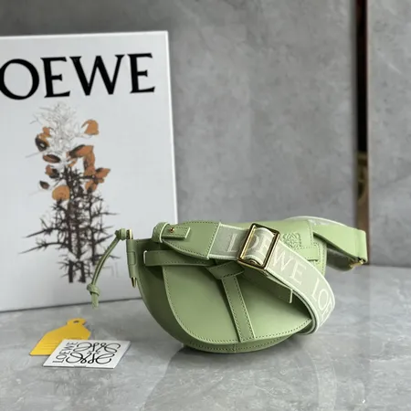 ロエベ ハンドバッグ 偽物激安 LOEWE 鞄 スーパーコピー 高品質
