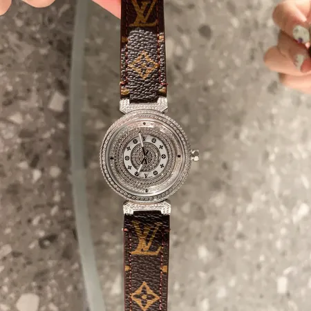 ルイヴィトン 腕時計 女性愛用 ブランドコピー LV 時計 おしゃれ 激安通販