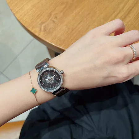 ルイヴィトン 腕時計 スーパーコピー LV 偽物時計 女性 激安通販