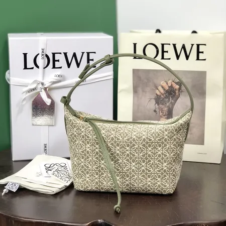 ロエベ偽物 バッグ LOEWE ハンド鞄 スーパーコピー 激安通販 高品質